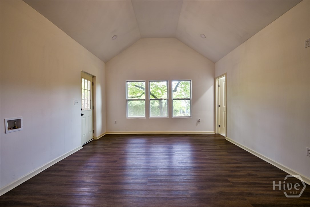 280 Holman Avenue Property Photo 19