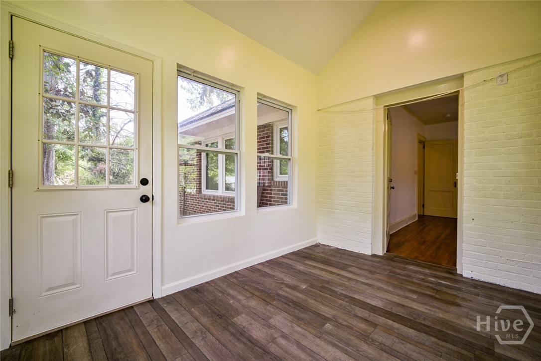 280 Holman Avenue Property Photo 43