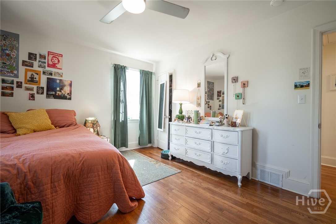 130 University Drive Property Photo 14
