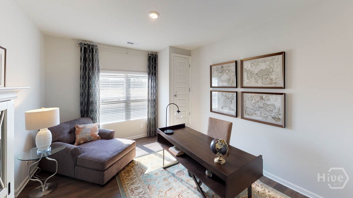 300 Defilippe Drive Property Photo 11