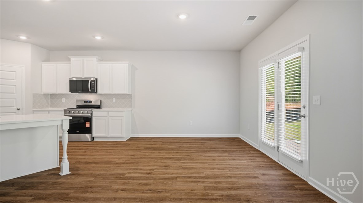 300 Defilippe Drive Property Photo 19