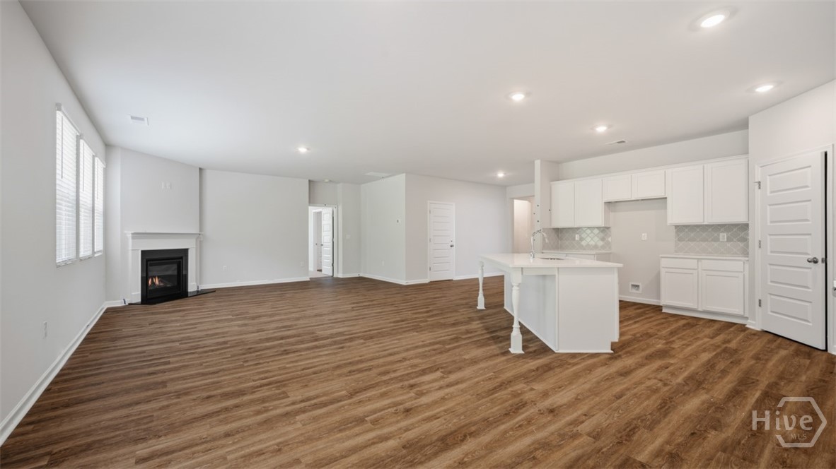 300 Defilippe Drive Property Photo 20