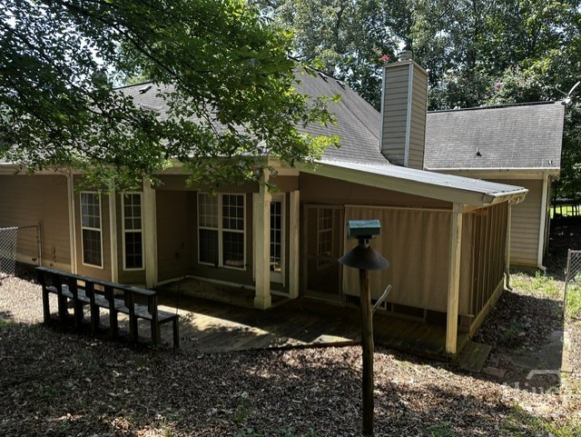 260 Westgate Drive Property Photo 3