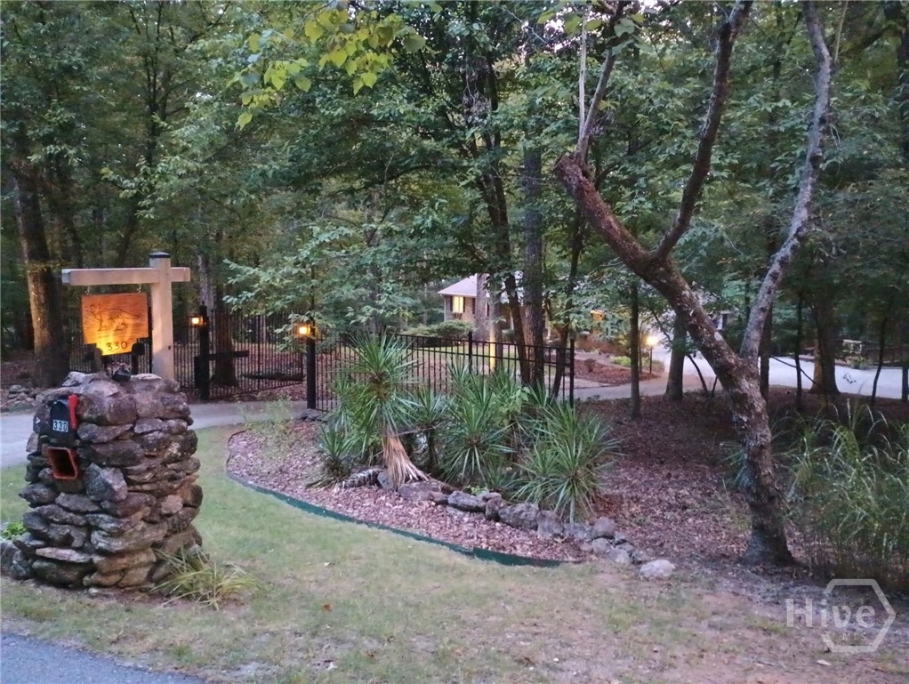 330 Red Fox Run Property Photo 2