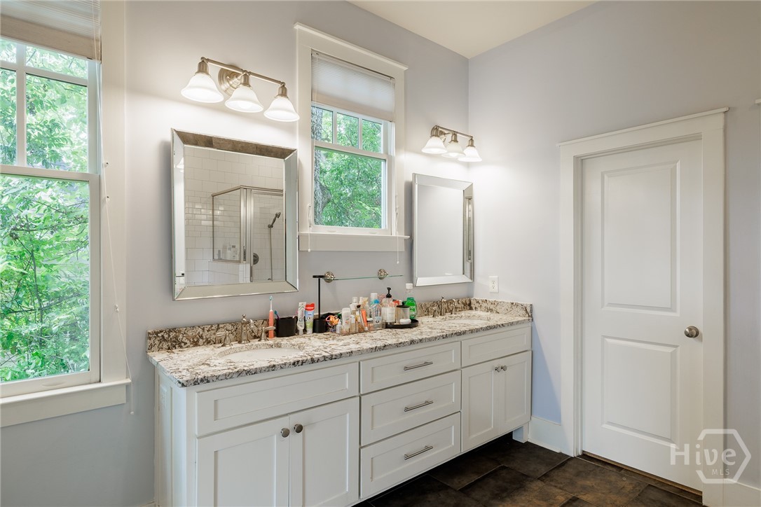 170 Cohen Street Property Photo 25