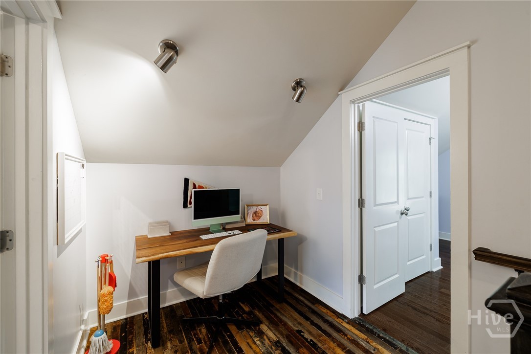 170 Cohen Street Property Photo 27