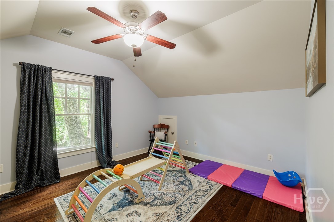 170 Cohen Street Property Photo 29