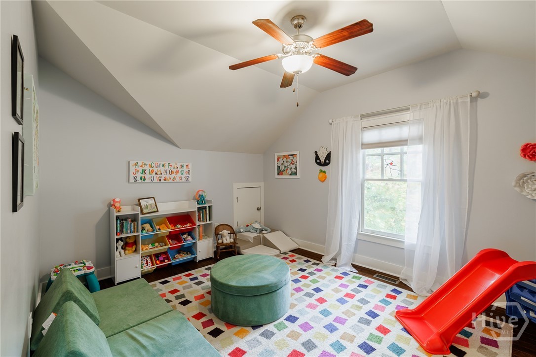 170 Cohen Street Property Photo 31