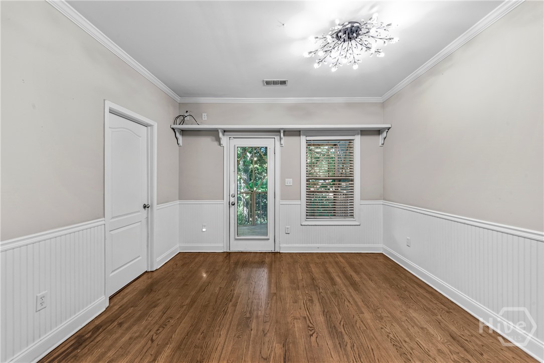 584 Edgewood Drive Property Photo 15