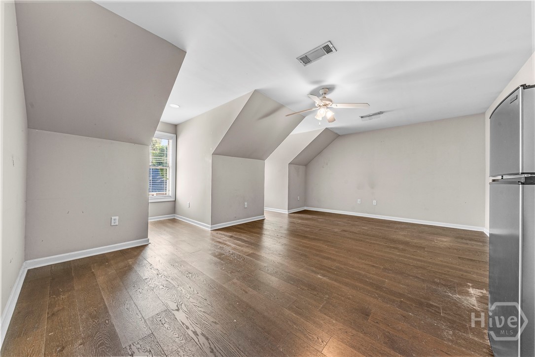 584 Edgewood Drive Property Photo 18