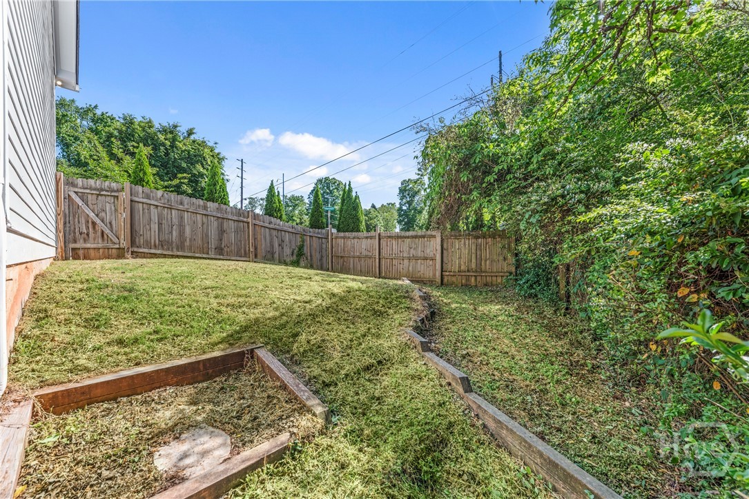 584 Edgewood Drive Property Photo 38