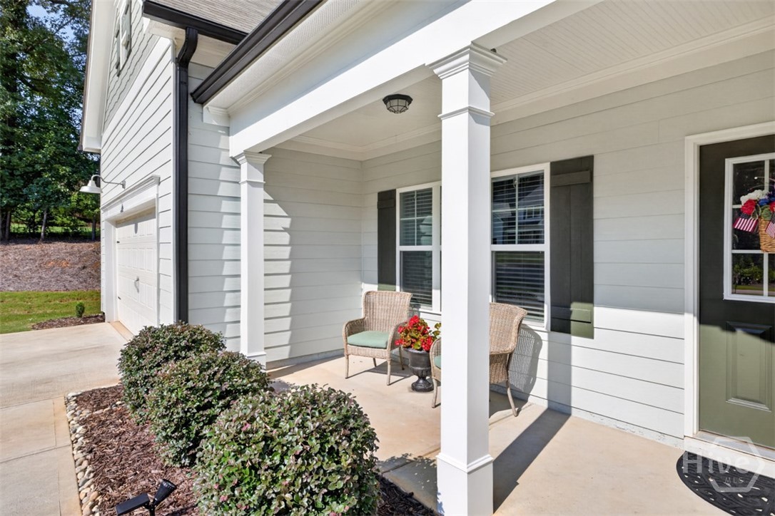 171 Masters Way Property Photo 6