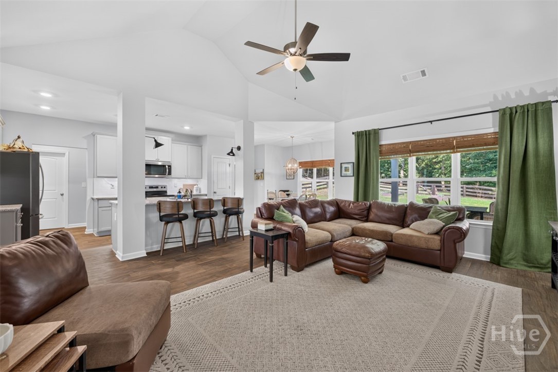 171 Masters Way Property Photo 18