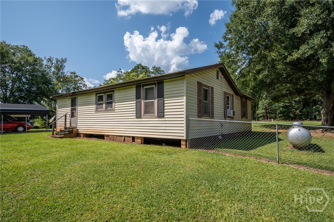 6484 Jefferson River Road Property Photo 10