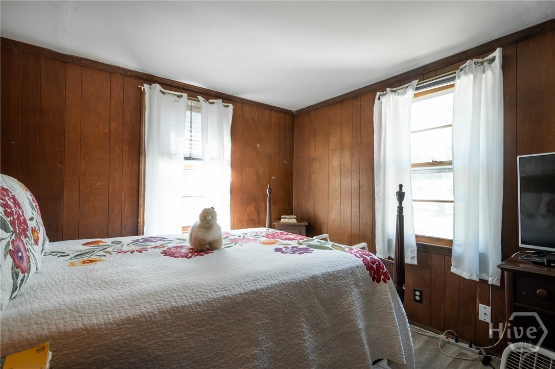 6484 Jefferson River Road Property Photo 12
