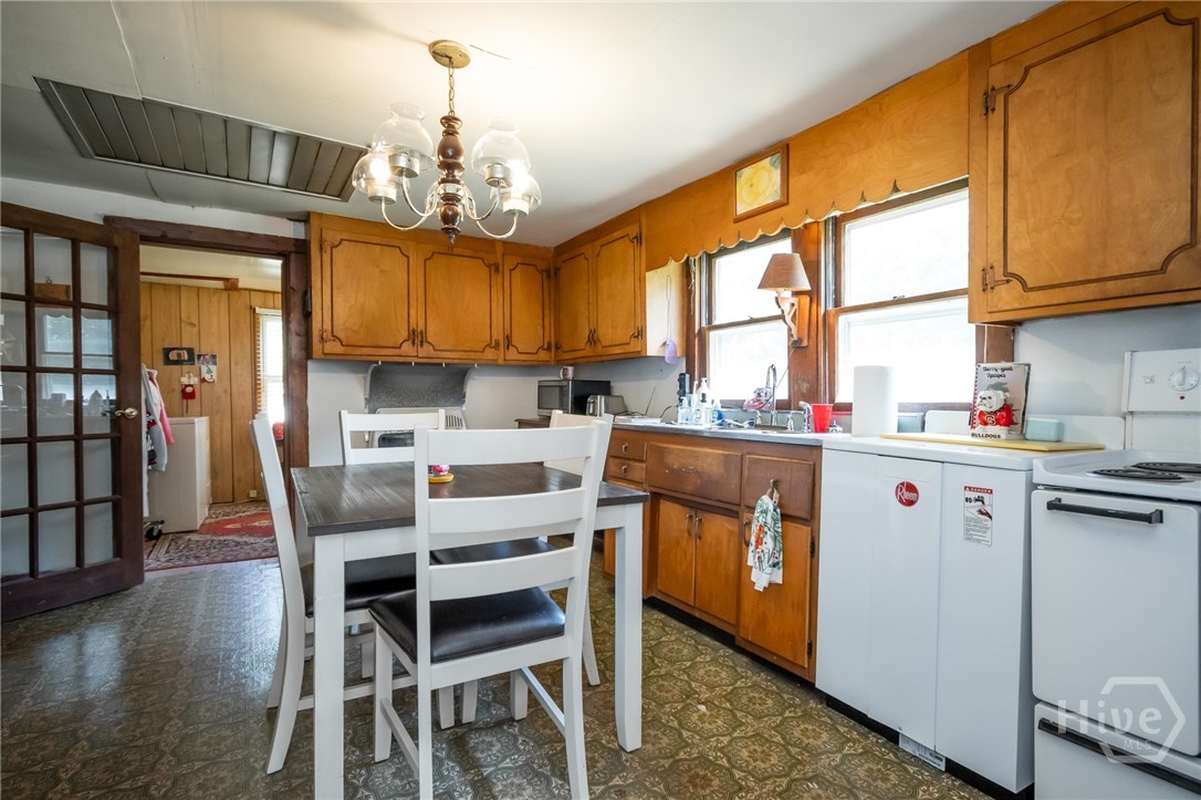 6484 Jefferson River Road Property Photo 14