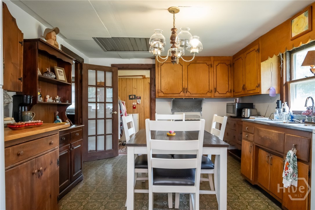 6484 Jefferson River Road Property Photo 15