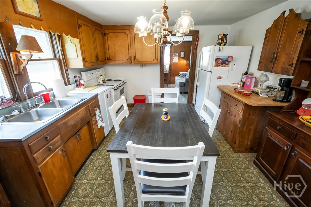 6484 Jefferson River Road Property Photo 26