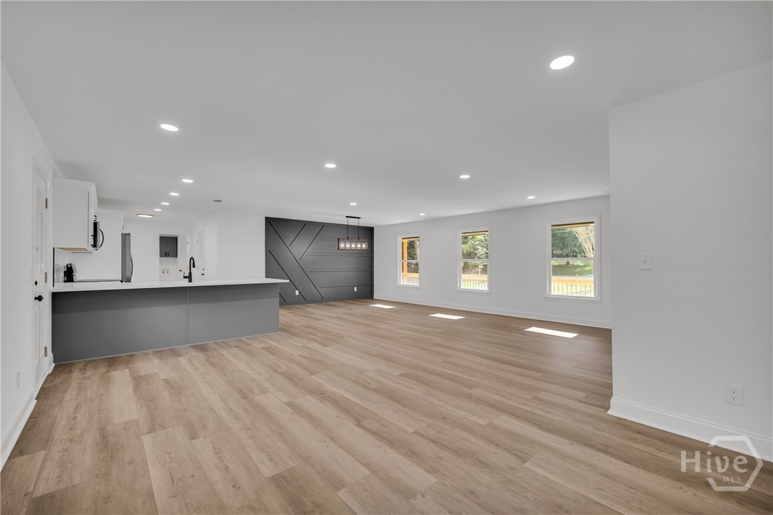140 Benjamin Drive Property Photo 10