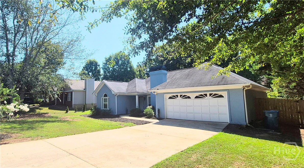 103 Meadow Creek Property Photo 3