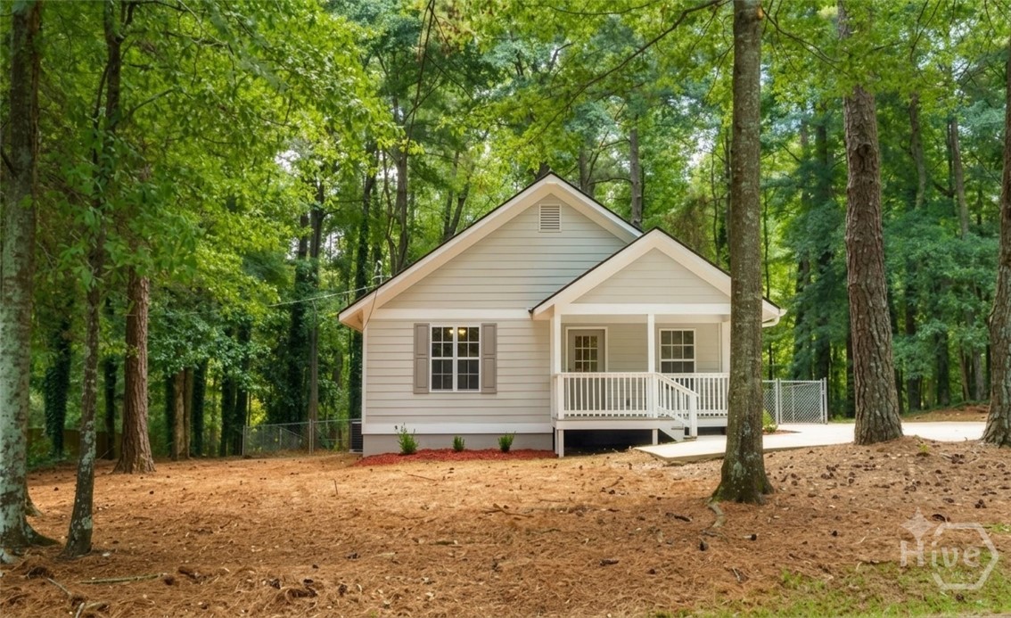 2354 Airport Drive Property Photo 1