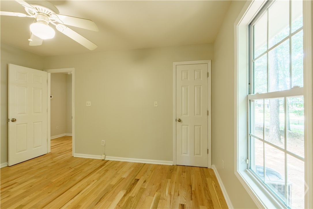 2354 Airport Drive Property Photo 22