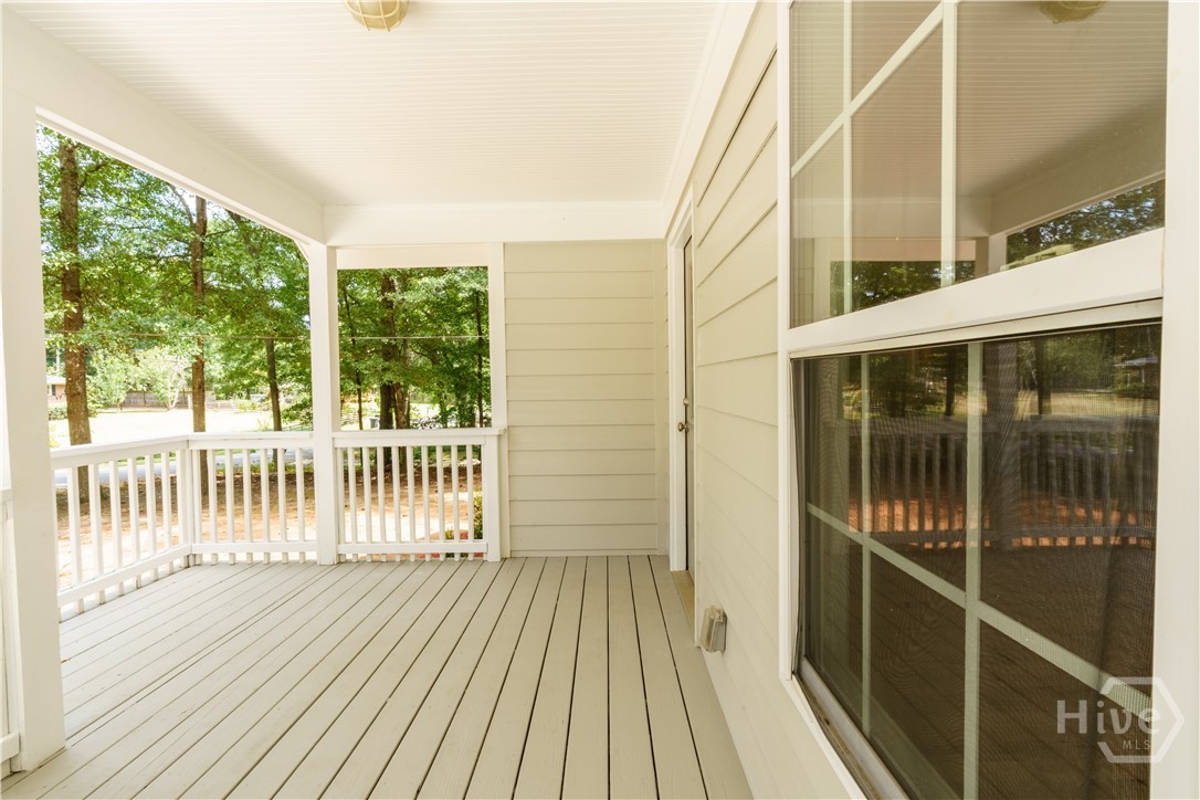 2354 Airport Drive Property Photo 26