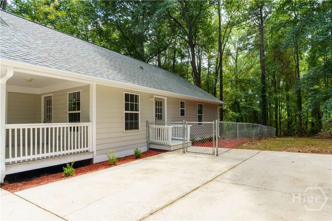 2354 Airport Drive Property Photo 29