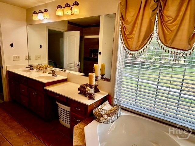 7643 Highway 145 Property Photo 13