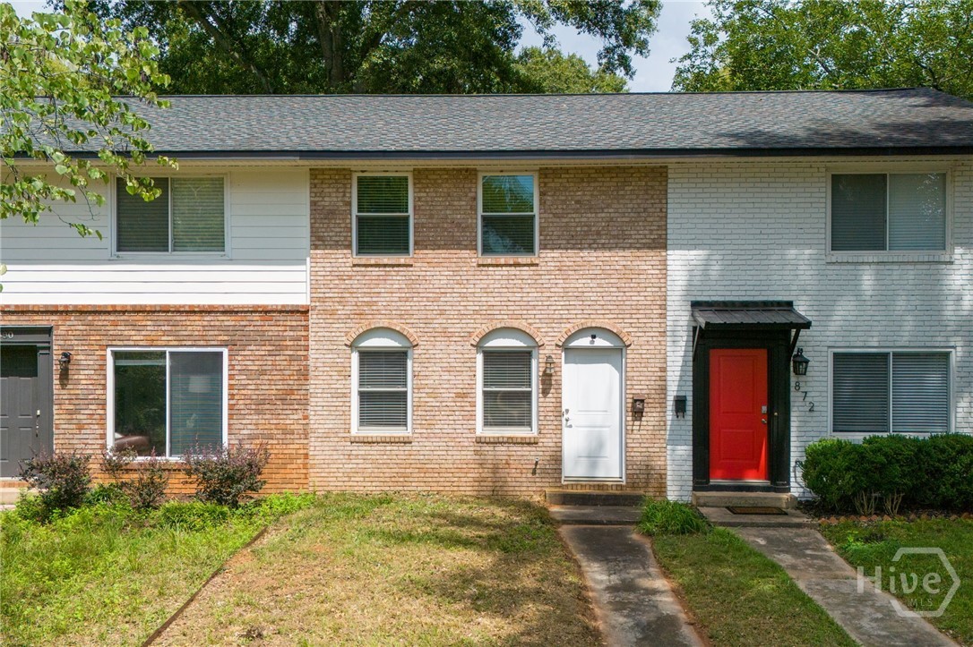 876 College Avenue Property Photo 1