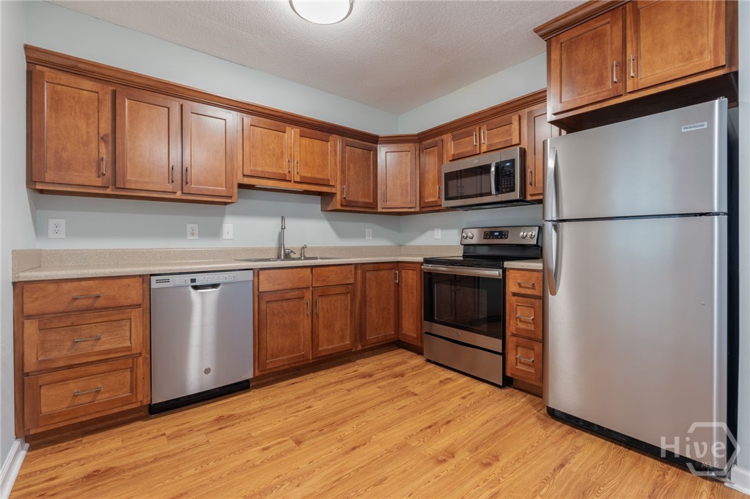 876 College Avenue Property Photo 7