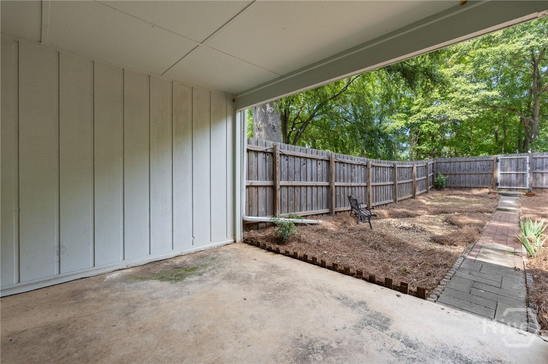 876 College Avenue Property Photo 17