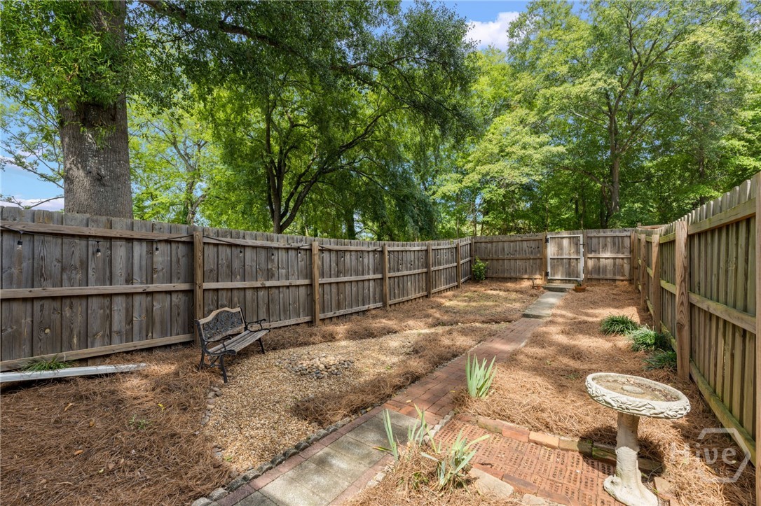 876 College Avenue Property Photo 19