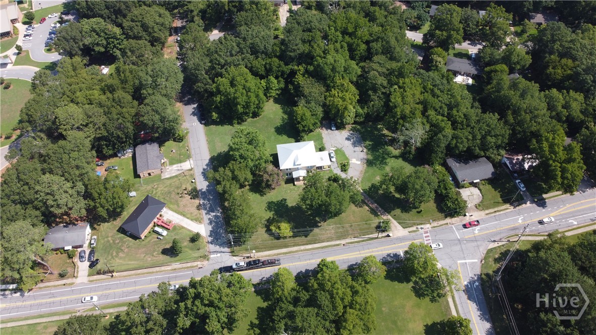 1010 Oglethorpe Property Photo 5