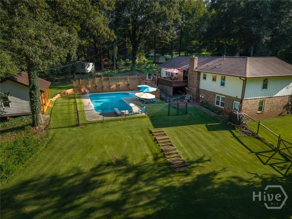 104 Goddard Road Property Photo 4