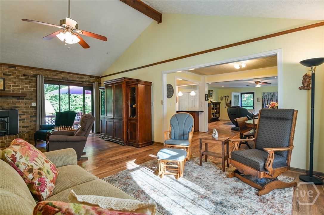 104 Goddard Road Property Photo 6