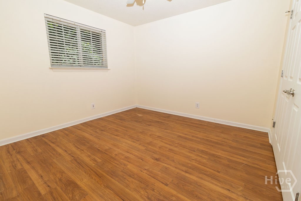 195 Sycamore Drive Property Photo 17