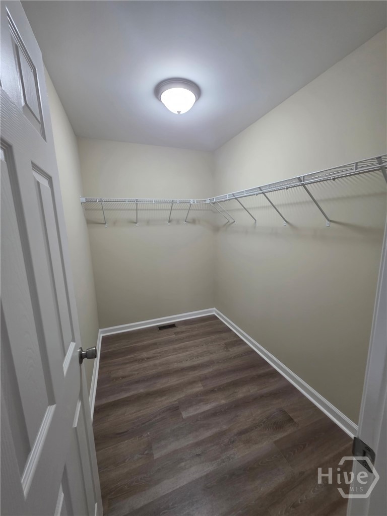 475 Somerset Drive Property Photo 9