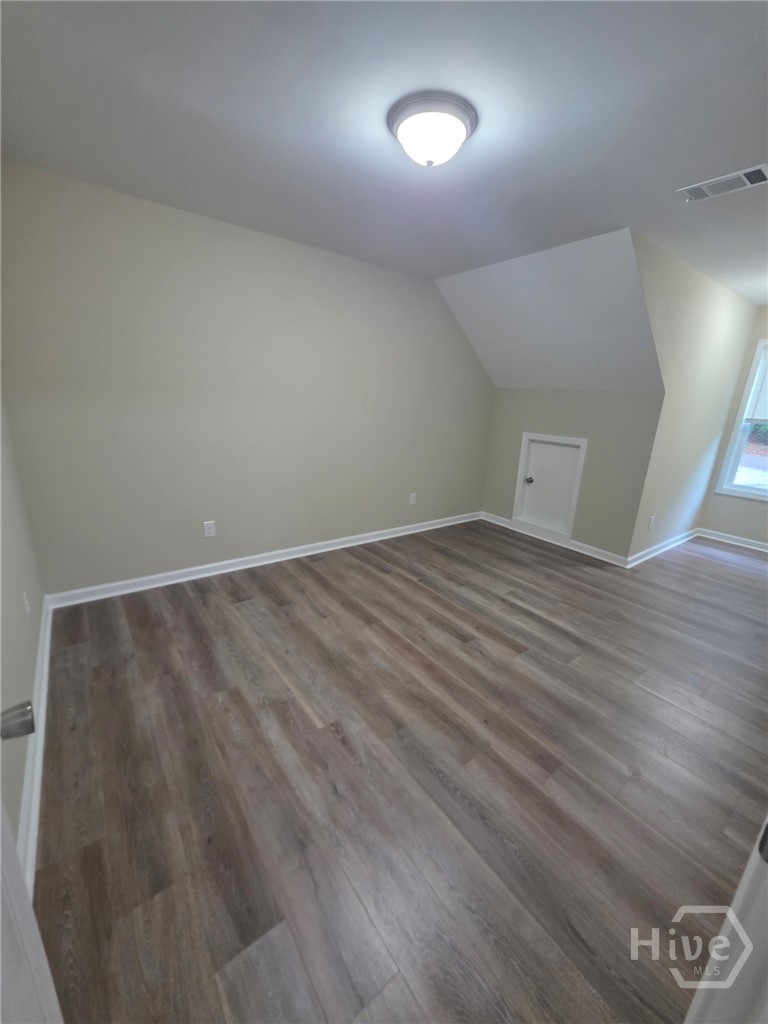 475 Somerset Drive Property Photo 12