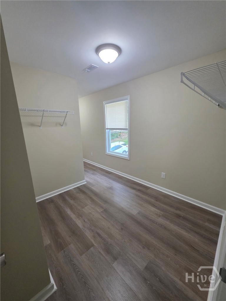 475 Somerset Drive Property Photo 14