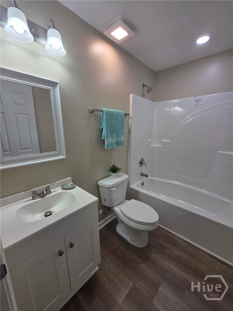 475 Somerset Drive Property Photo 15