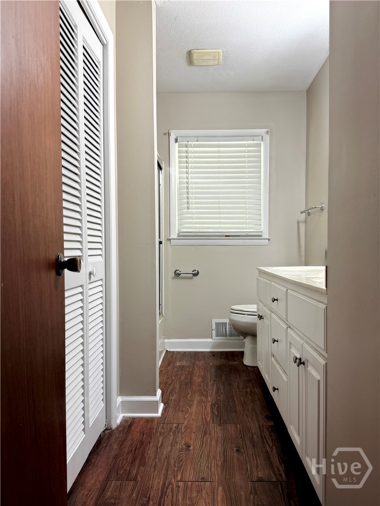 280 Davis Street Property Photo 14