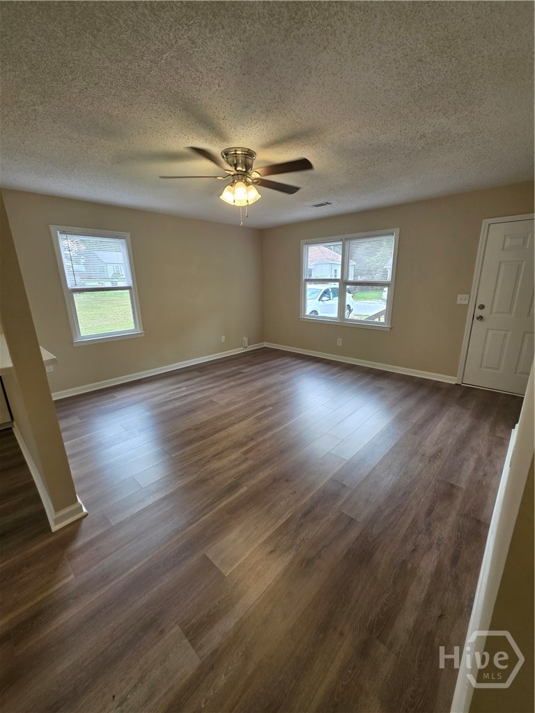 118 Griffith Street Property Photo 2