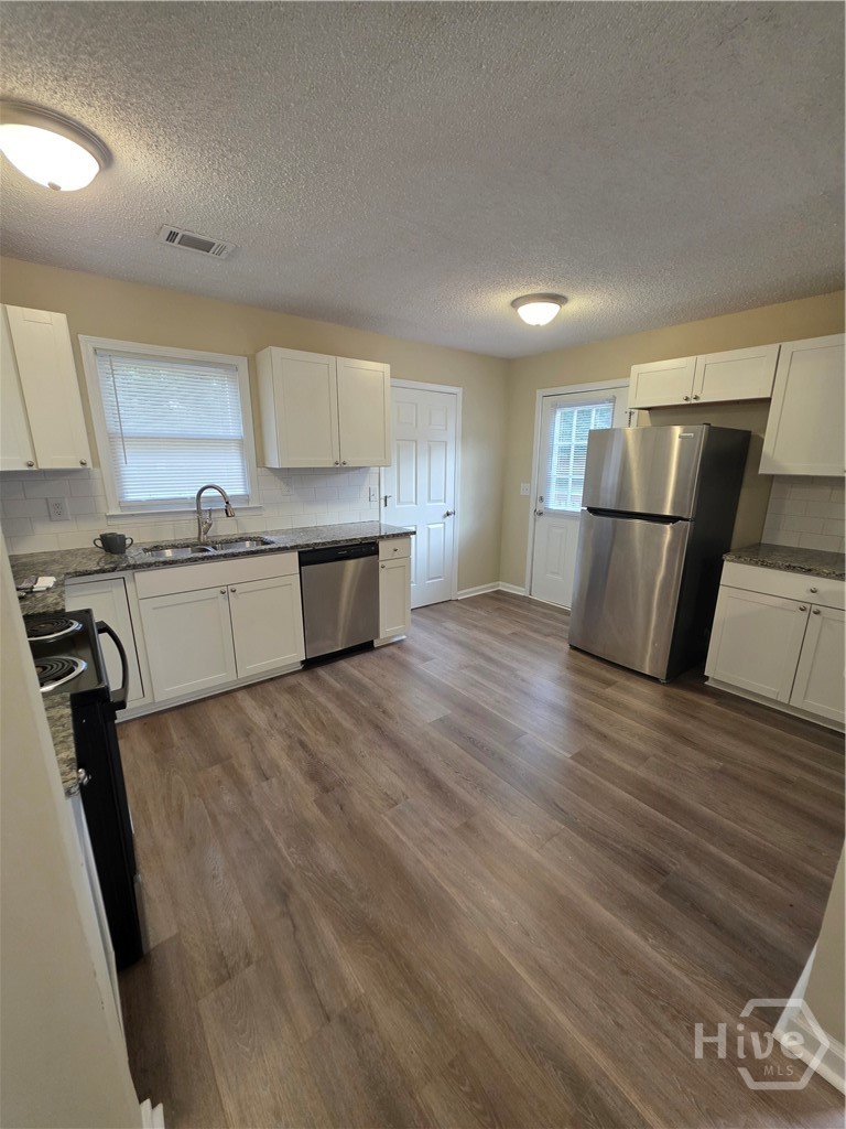 118 Griffith Street Property Photo 3