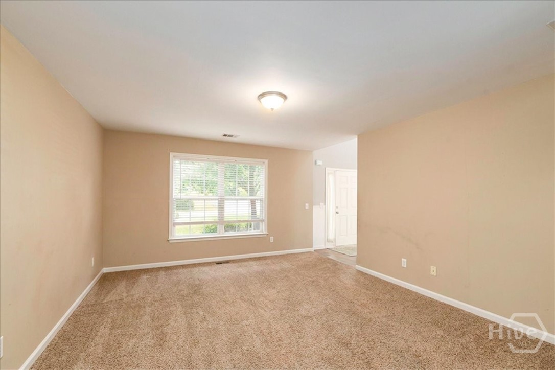 621 Wellington Lane Property Photo 10