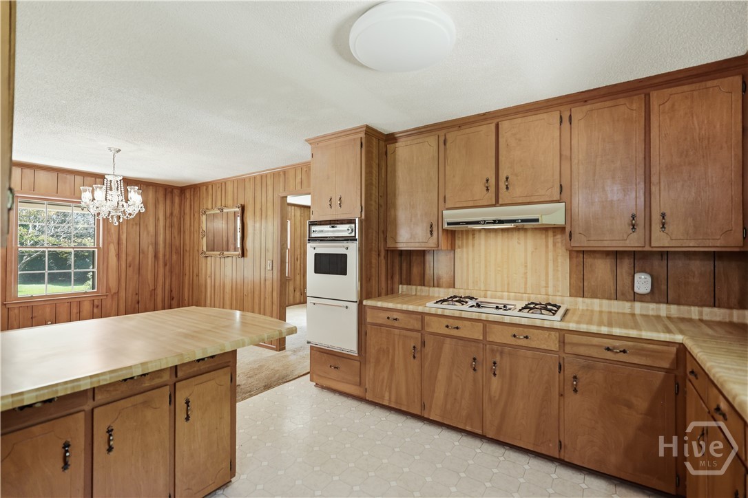 9036 Highway 72 W Property Photo 12