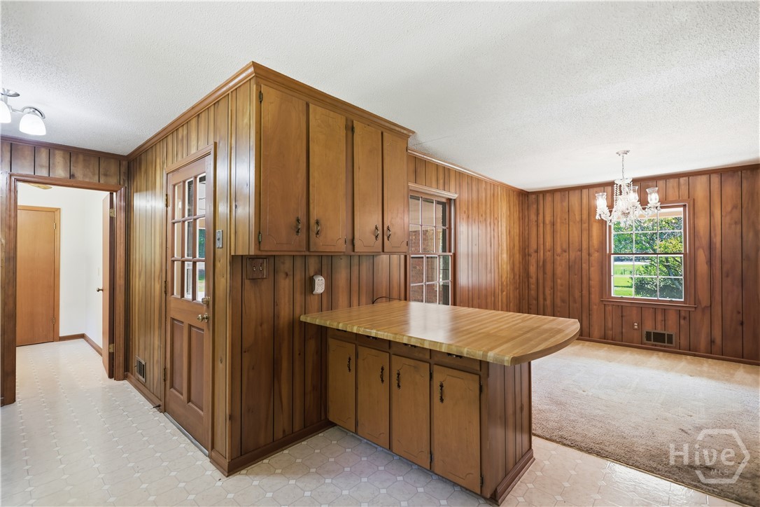 9036 Highway 72 W Property Photo 14
