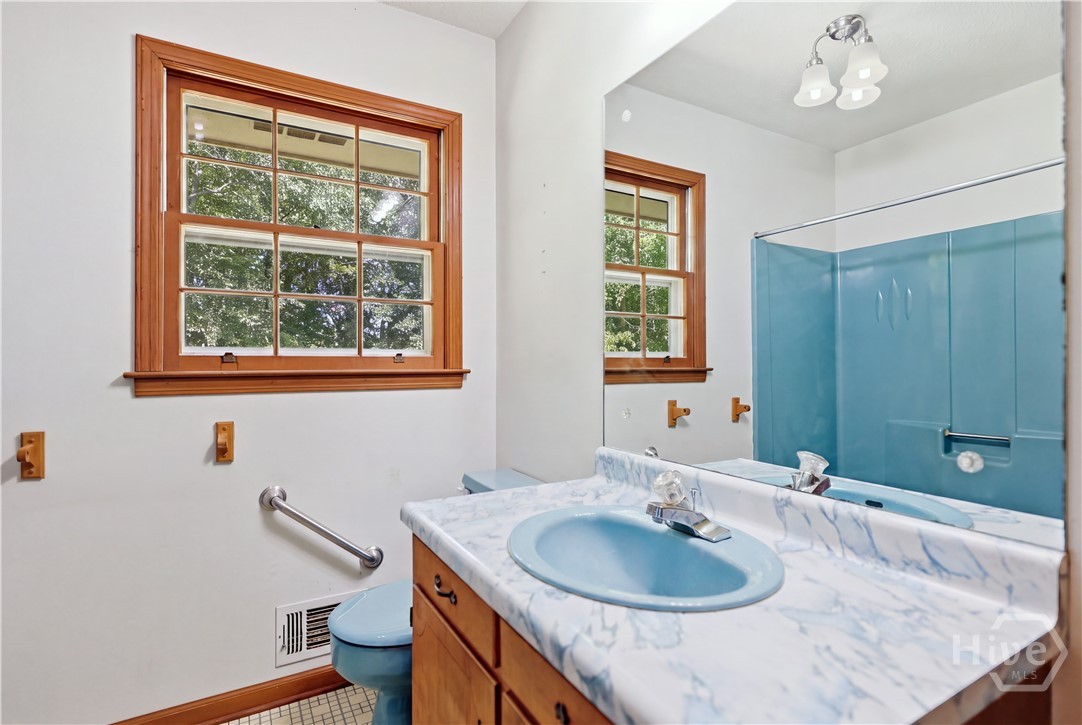 9036 Highway 72 W Property Photo 21