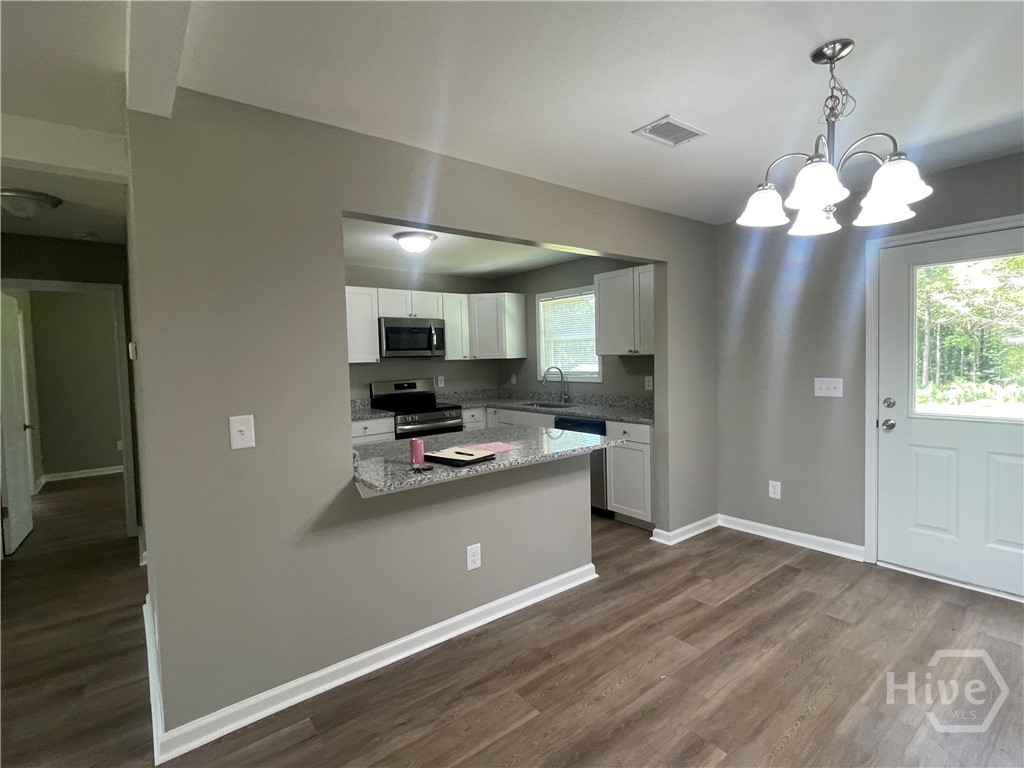 4599 Lexington Road Property Photo 4