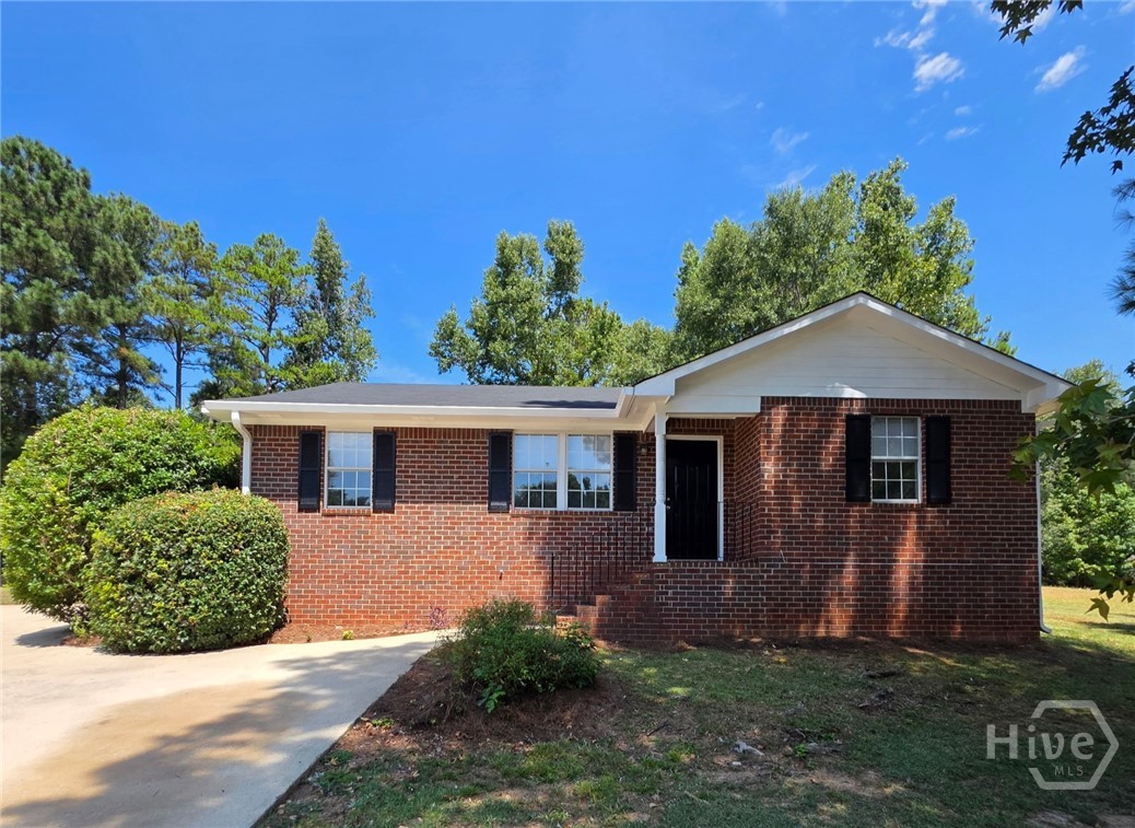 355 Big Oak Circle Property Photo 1